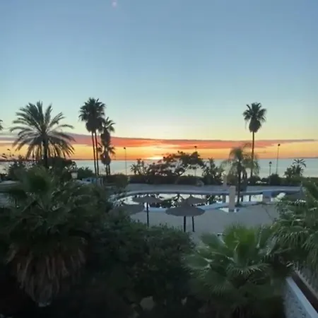 Luz De La Bahia Sur Cadiz *